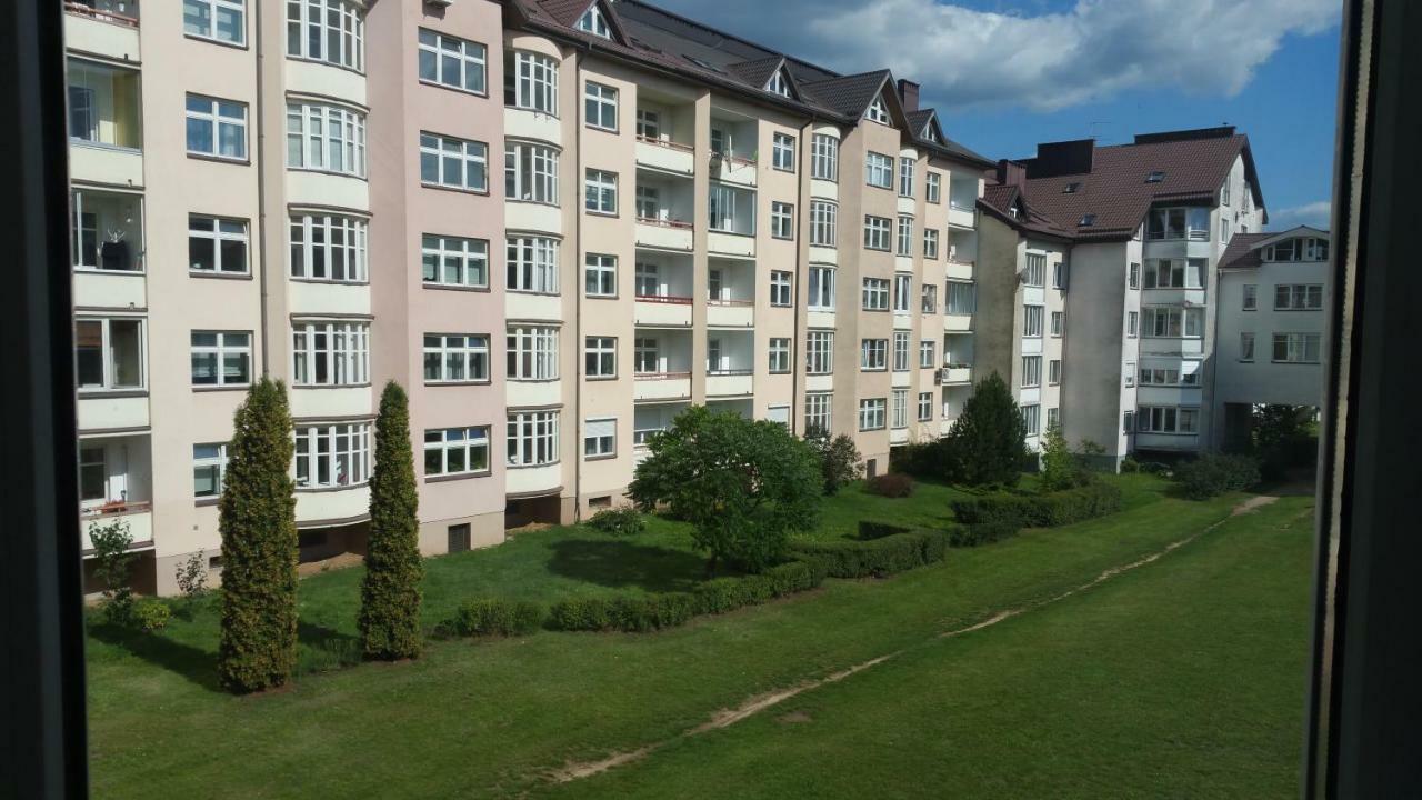 Santariskes Apartment Вильнюс Экстерьер фото